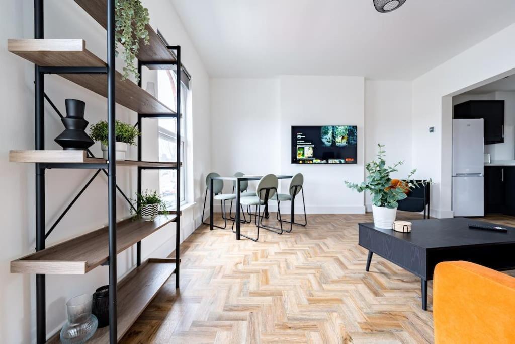 Isaacs View - First Floor Apartment 克利索普斯 外观 照片