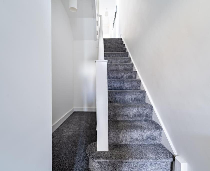 Isaacs View - First Floor Apartment 克利索普斯 外观 照片