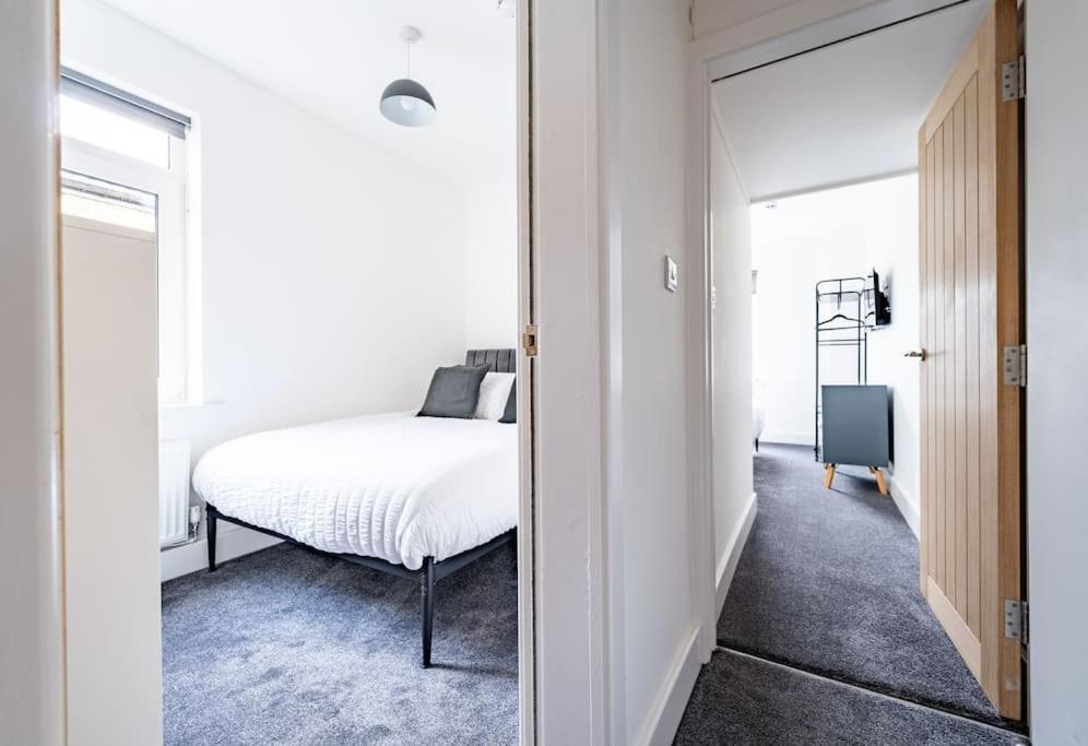 Isaacs View - First Floor Apartment 克利索普斯 外观 照片