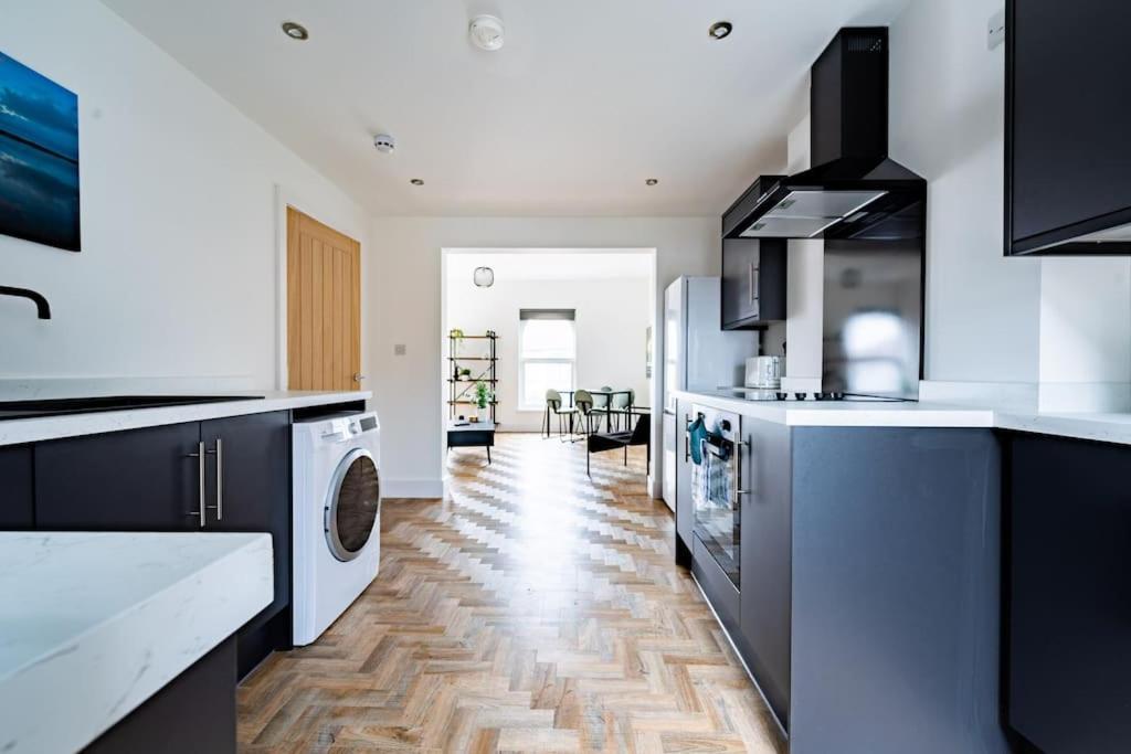Isaacs View - First Floor Apartment 克利索普斯 外观 照片