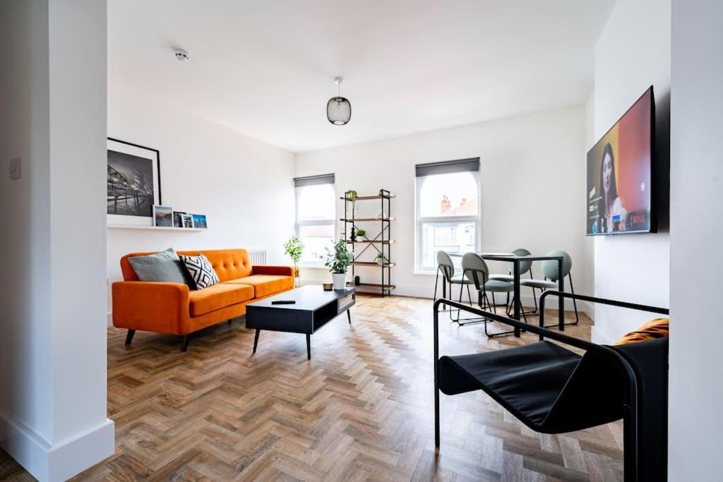 Isaacs View - First Floor Apartment 克利索普斯 外观 照片